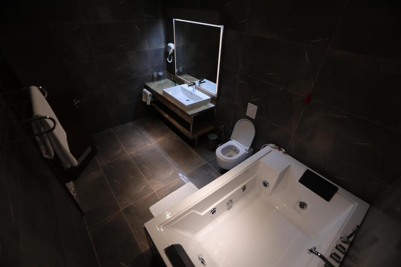 Hotel Prishtina Priştine Dış mekan fotoğraf